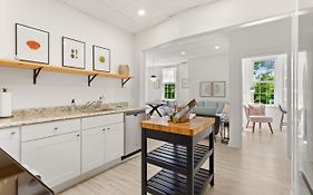 Physician'S Loft - In The Heart Of Town